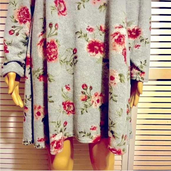 NWOT! Pretty Francesca's ALYA Gray & Pink Floral Long Sleeve A line dress Size S - Picture 9 of 12